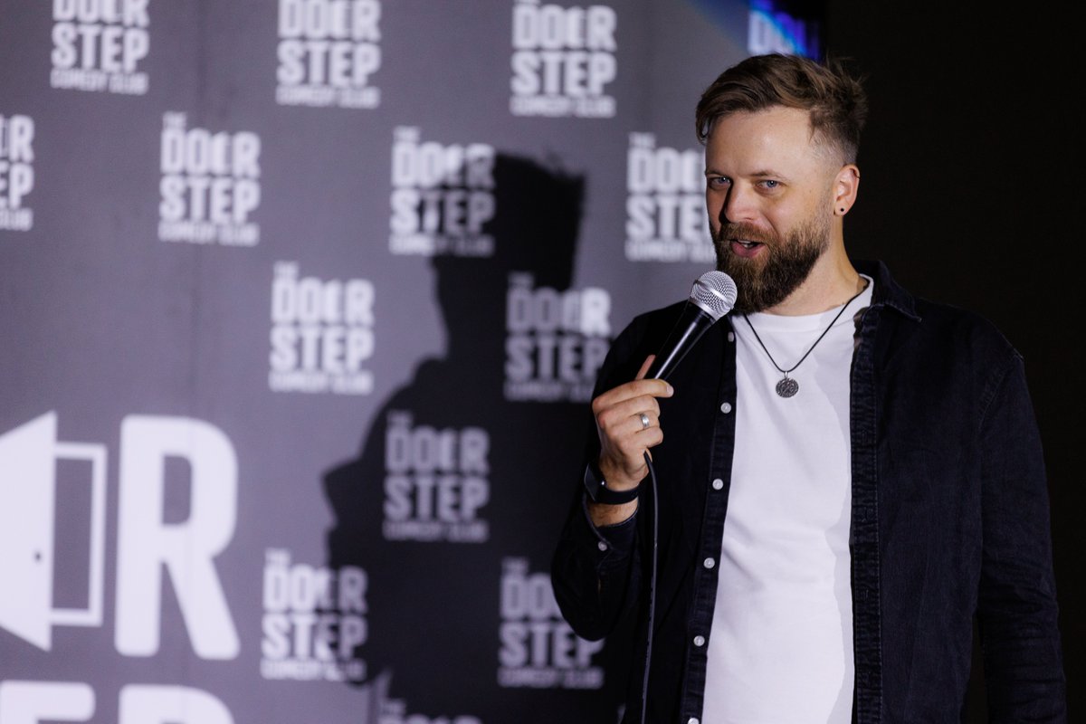 doorstepcomedy's tweet photo. Not long to go until @iamthomasgreen joins us in Syston! Tickets are going FAST so get them now 😁 https://t.co/ChQS29h7Dv
