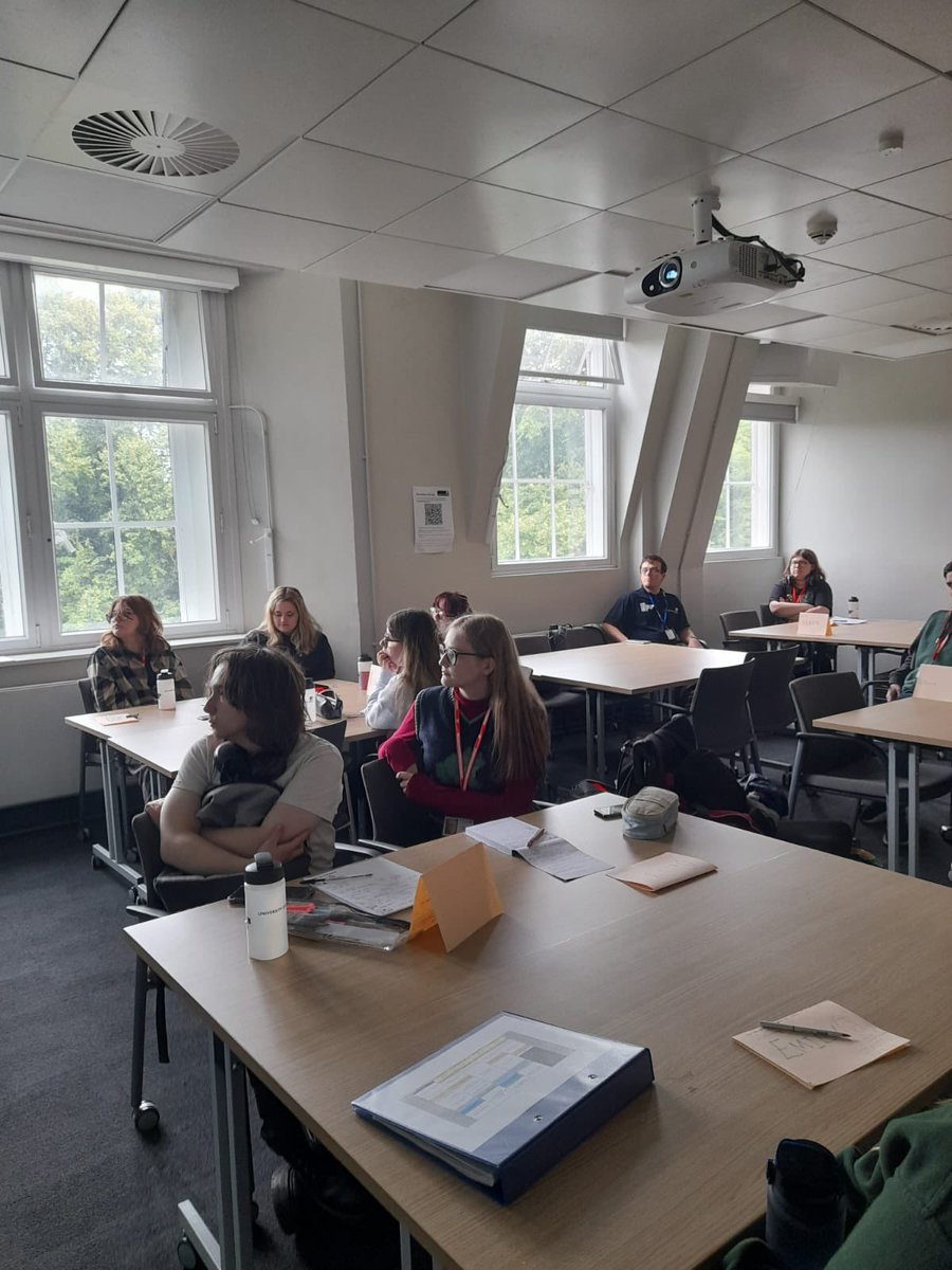 UoL_Contextual's tweet photo. Huge thanks to @UoLArtsOutreach for delivering a fantastic session focusing on how popular culture affects our perceptions of medieval history #RFESS23 https://t.co/FDEThR5Fhv