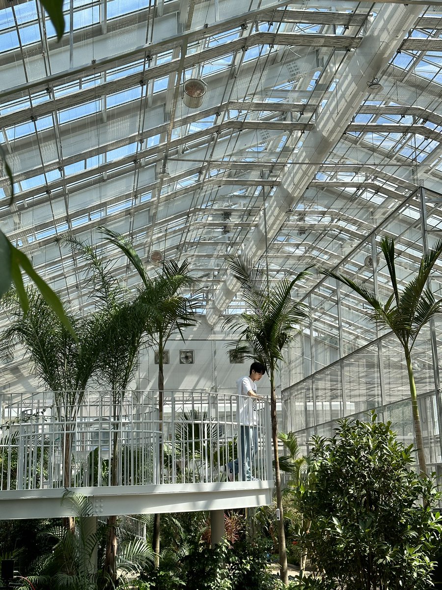 [#지은호] 
숨은 그림 찾기🔍

#루네이트 #LUN8 #어딨을까요~