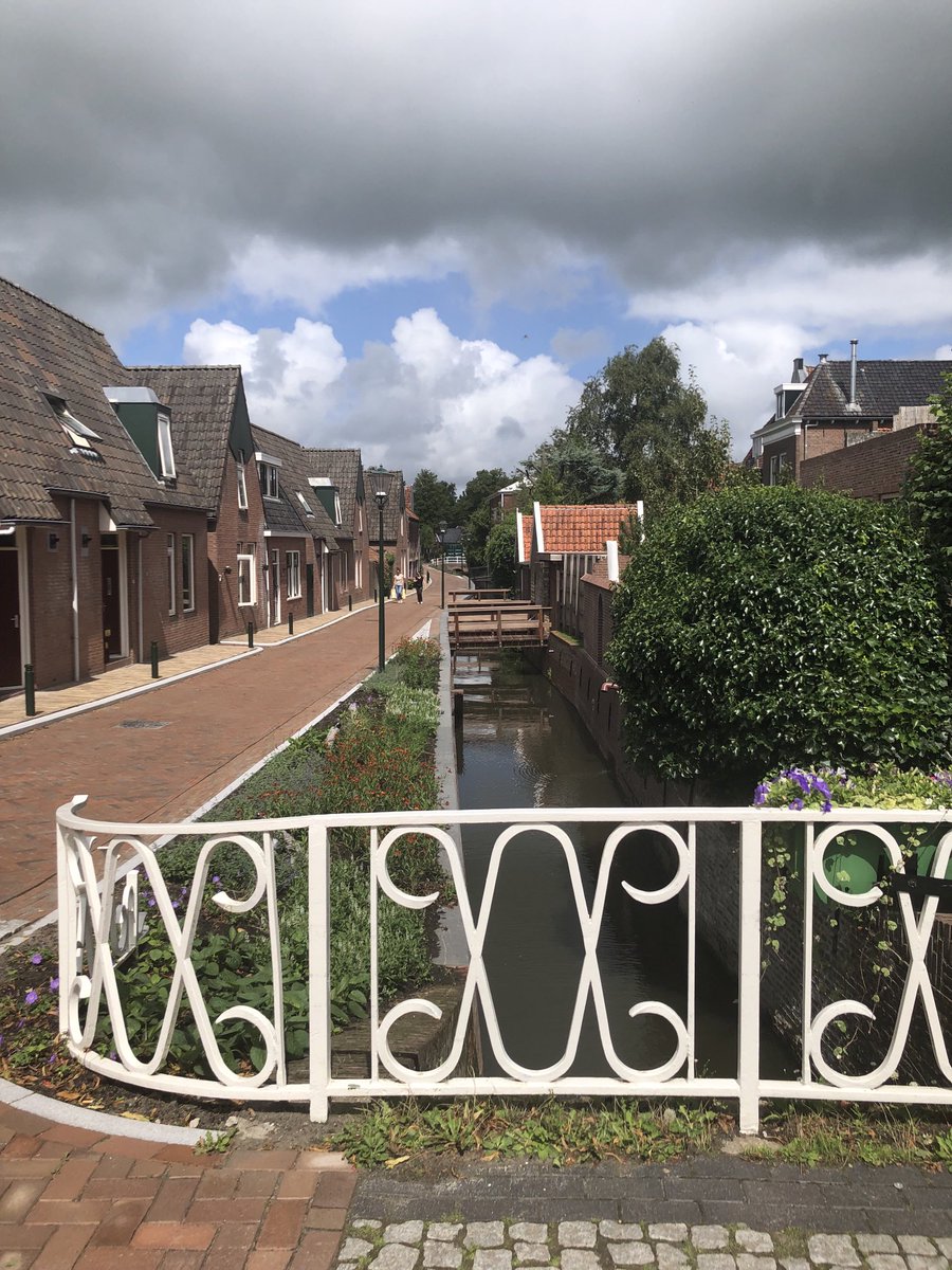 FredRaangs's tweet image. Uitzicht in Dokkum. # Dokkum  # Doerak850 # droog # zon  Morgen weer naar # Zoutkamp