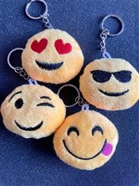 RappelConso's tweet photo. #RappelProduit
PORTE-CLES EMOJIS - PAS DE MARQUE

Risques : Arrêt respiratoire

Motif :  PRESENCE DE PETITS ELEMENTS METALLIQUES DETACHABLES
https://t.co/8Gy0KX8cOh https://t.co/RmTNNGQGnI