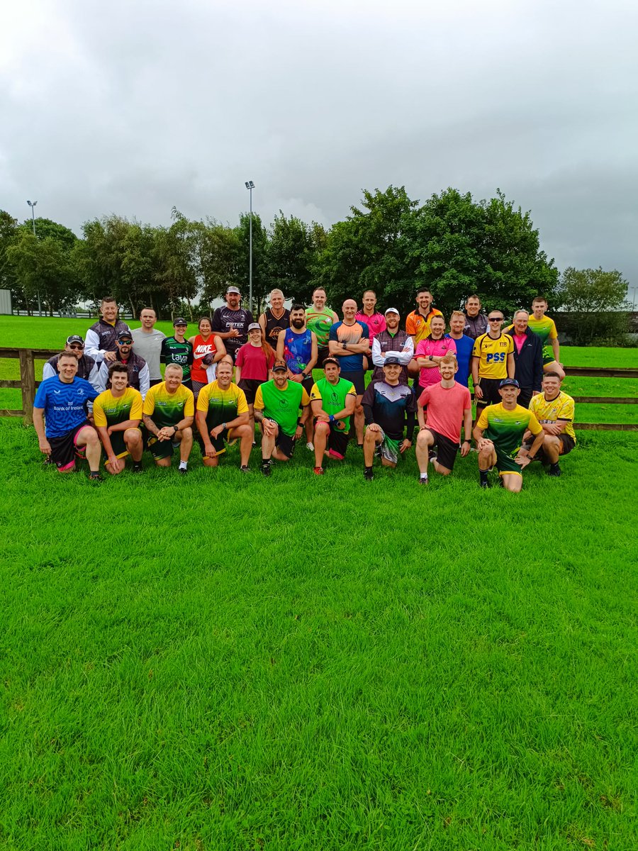 Not a bad aul crew! Final training session in the books! @tagrugby @AirNav_Ireland #twc2023