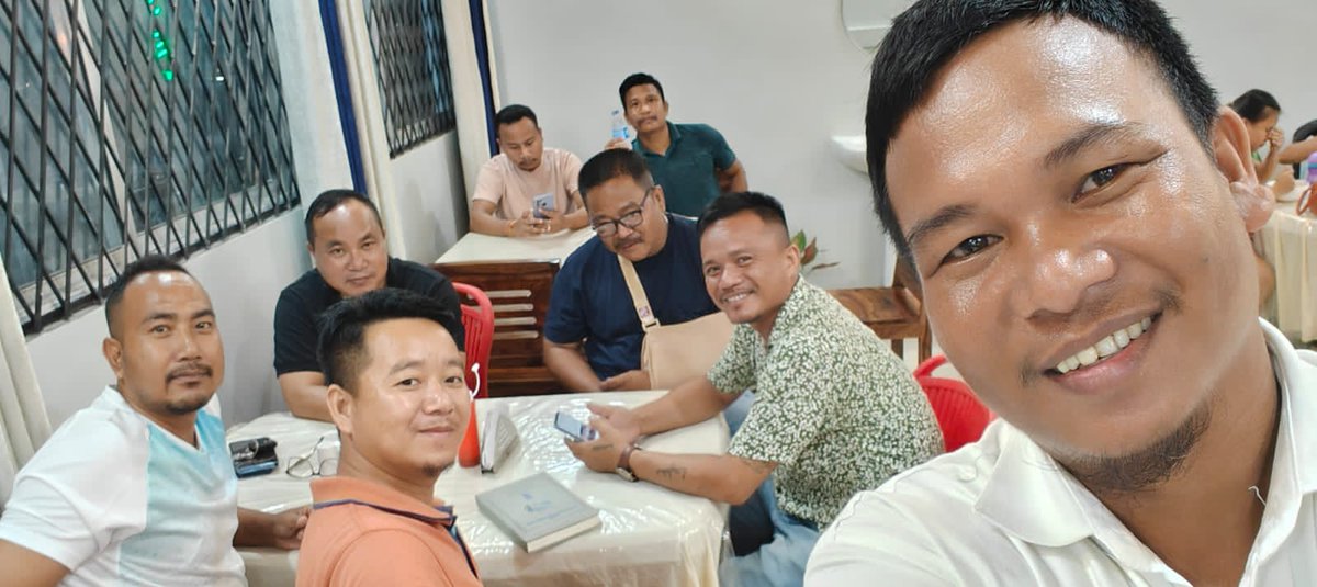 TissoBipul's tweet photo. Had a Cup of tea at klarjir Restaurant Taralangso along with board chairman PWD sir Longsing Tokbi and friends https://t.co/d5KoKbwfeQ
