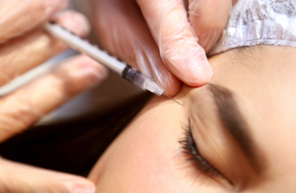 drTomaVIP's tweet photo. 🟢For more information follow https://t.co/oEl2hX2PvY
#BOTOX #FILLERS #SKINREJUVENATION #FACIALCONTOURING #THREADLIFTING #MIAMI #SOUTHBEACH #COSMETOLOGY #BEAUTY #DOCTOR #DRTOMAVIP
#FLORIDA #MIAMIBEACH #SKIN #JUVEDERM https://t.co/UepU6KPK2C