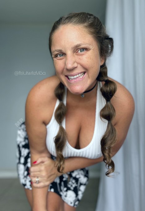 It&rsquo;s live!!!!!   https://t.co/DCeu2kw0rx  Happy Perving,  -Alessia &amp; @flhubby https://t.co/SwYRUfFdM