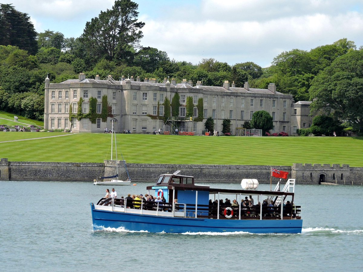 Join us for a 2hr bridges cruise on the famous  #menaistrait Friday 4 August at 10.45am and enjoy spectacular views from seaward #anglesey #snowdonia #portdinorwic #CaernarfonCastle bit.ly/3f02Nqr