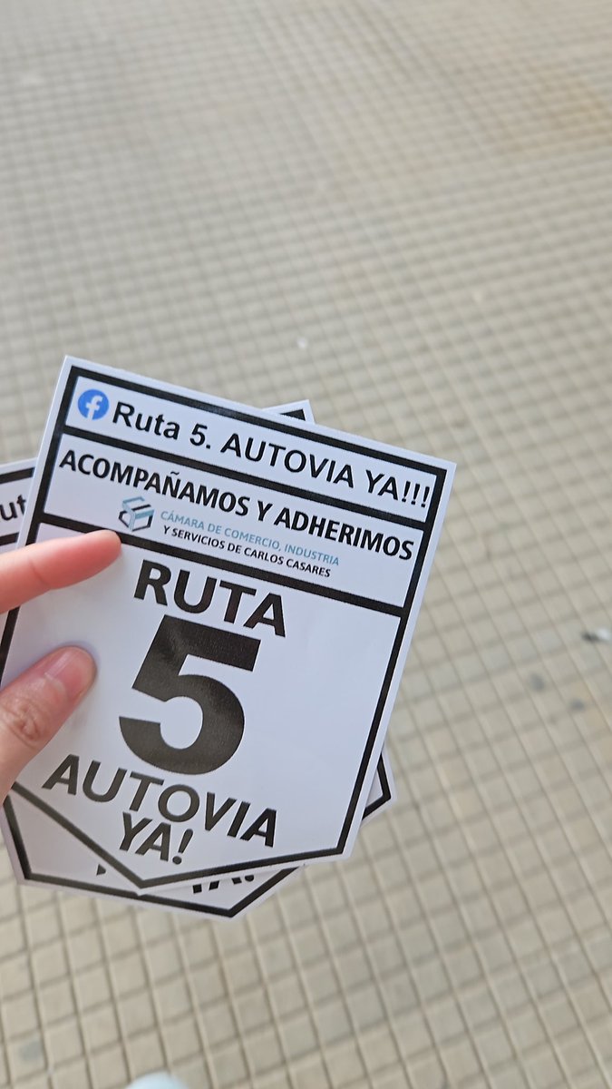 RocioIraldi's tweet photo. Hola @SANTIAGODELMORO estamos pidiendo Autovía Ya.. Desde Carlos Casares https://t.co/tltZ1I2S3u