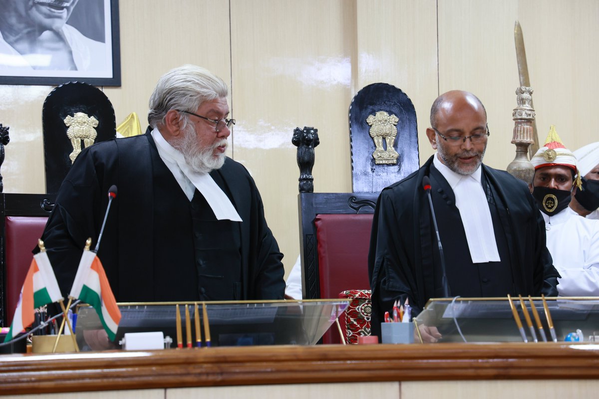 MeghalayaGov's tweet photo. Hon'ble Mr. Justice Biswadeep Bhattacharjee today #Administered the oath of office of the Additional Judge of the High Court of Meghalaya by Hon’ble Mr. Justice Sanjib Banerjee, Chief Justice of the High Court of Meghalaya @DiprMeghalaya (https://t.co/dJkDPFDijv) https://t.co/xf7Jq0z92G