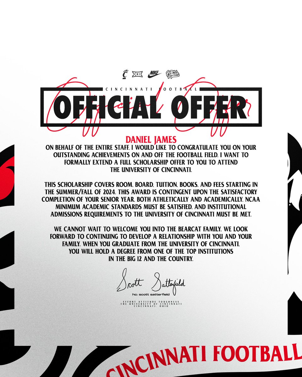 ITS OFFICIAL #GoBearcats 🐾 <a href="/DB_CoachCoombs/">Kerry Coombs</a> <a href="/CoachSattUC/">Coach Satterfield</a> <a href="/GoBearcatsFB/">Cincinnati Football</a>
