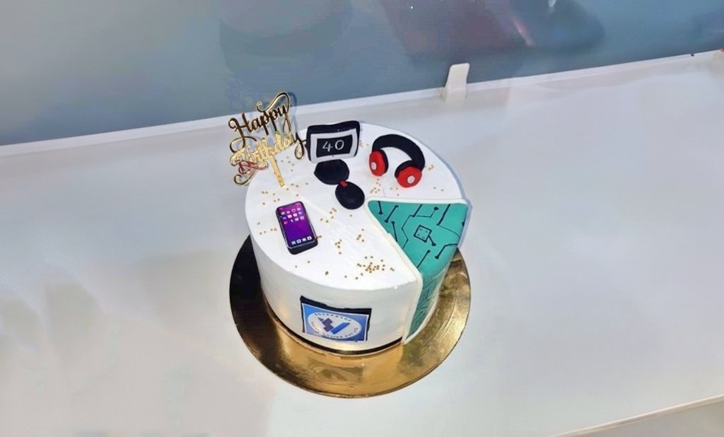 SourcevedReal's tweet photo. Celebrating Our Beloved Boss's Birthday ππ.
A fantastic evening filled with laughter, joy, and heartfelt wishes!
#birthday #celebration #party #boss #birthdayparty #birthdaypost #sourceved #life #mood #partytime #cake #sourcevedtechnologies #lifeatsourceved https://t.co/WIdToczqfQ