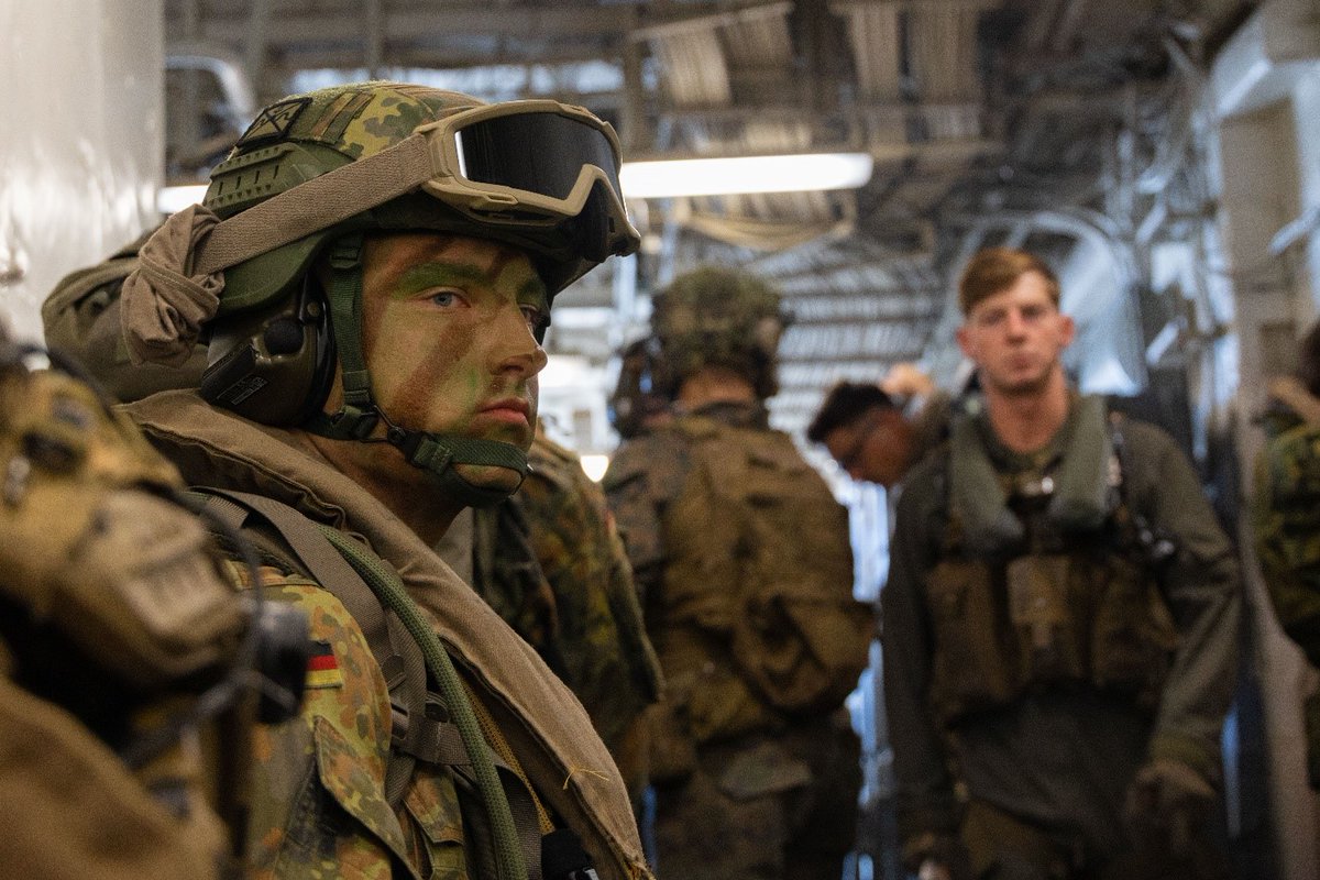deutschemarine's tweet photo. #TaSa23 endet bald – viele Eindrücke &amp; noch mehr praktische Übungen

Die #Bundeswehr ist das erste Mal dabei &amp; übt mit 13 Nationen an Land &amp; in See.
Die #Marineinfanteristen trainierten während des Manövers mit US-Marines das Anlanden mit amph. Fahrzeugen an der 🇦🇺 Küste

#SeeBtl https://t.co/sms26Oxx4r