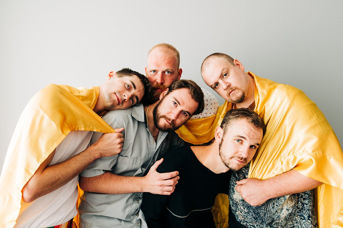 halflovesband's tweet photo. "Bass Drum" Out Now!

We hope this song connects with anyone who's ever teetered between crippling self-doubt &amp; trust-falling backwards into the arms of beautiful blinding love.

LISTEN: https://t.co/NmprFc5uzC https://t.co/sKEbJseef3