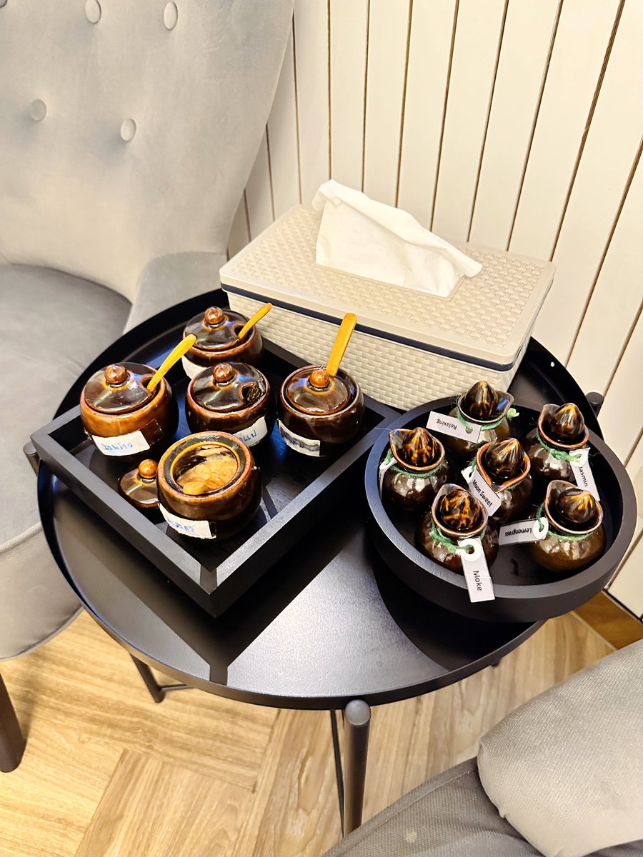 ggiffygg's tweet photo. แชร์ร้านนวดย่านเอกมัย ที่ไปละรู้สึกโอเค ทั้งบริการ,ราคาดี สมเหตุสมผล ร้านเล็กๆ คนไม่เยอะ ไป 2 ครั้ง นวดดีตลอด ปกติไป จะจองทั้งสครับผิว+นวดออฟฟิศซินโดรม ยาวๆ2ชม. จัดเต็ม ไปเดือนละ 1-2 ครั้ง นวดช่วยแก้อาการได้ดีมาก ส่วนสครับผิวสะใจสุดขัดทั้งตัวทุกซอกทุกมุม ได้ผิวเนียนเกิดใหม่งี้😆 https://t.co/HJjCOY0Wnk