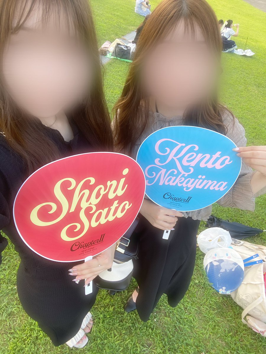 sugar__win1's tweet photo. 夏‼️🌞🌴
わざと(？)狙いにいった夜公演制作開放で、スタトロ1列なんならトロッコ降りるドンピの席、ふましょり側で目の前に階段設置されて、時間かけながら降りていく2人をもう目の前でみてぶっ倒れるかと思った、、😔❤️💜
勝利くんに関しては呼んだらこっち向いてくれて距離30cmで片手ハート成功😭🫶🏻 https://t.co/g3tDFOoD8f