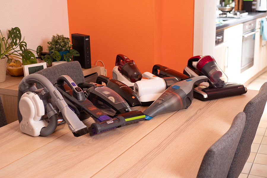 SelectosEU's tweet photo. On a testé 15 aspirateurs à main en évaluant leur performance d'aspiration, volume sonore, prise en main et autonomie.
=> Nos résultats de tests : https://t.co/HDbGj3hpOs https://t.co/7JOpHn4gW8
