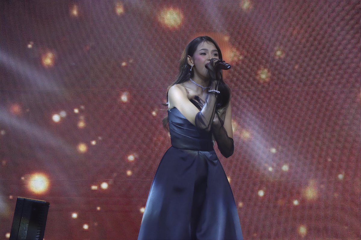 cornerstone_ofc's tweet photo. @Radhamuzik @ncomiajr @patrickquiroz_ @michaelsager_ @imzephanie @imzephanie performing at the #AvignonGala 📸✨
📍Shangri-La The Fort, Manila | July 31, 2023
#Zephanie
#CornerstoneArtist
#AvignonMostBeautiful
#ExperienceAvignon https://t.co/4kPK5KS8ig