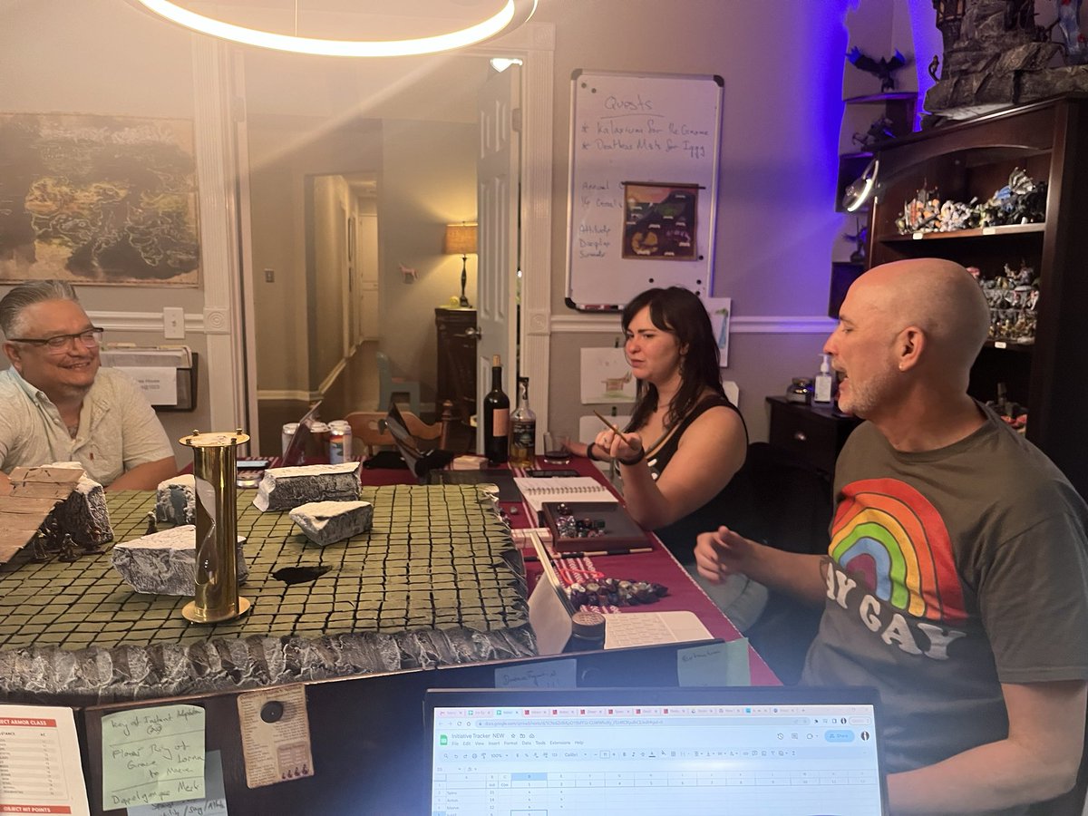 Savamundo's tweet photo. Feels like we haven’t been together to play in months, and we were missing one player! But we had a great time! Danny plays a Halfling…that one pic is as close to larp as we get! #dndwithfriends #dnd #dungeonsanddragons https://t.co/bbEvGhqt2U