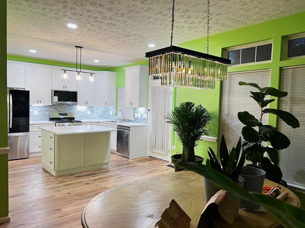 BrothersHg's tweet photo. Brand new kitchen https://t.co/d6XQ3xGhCf