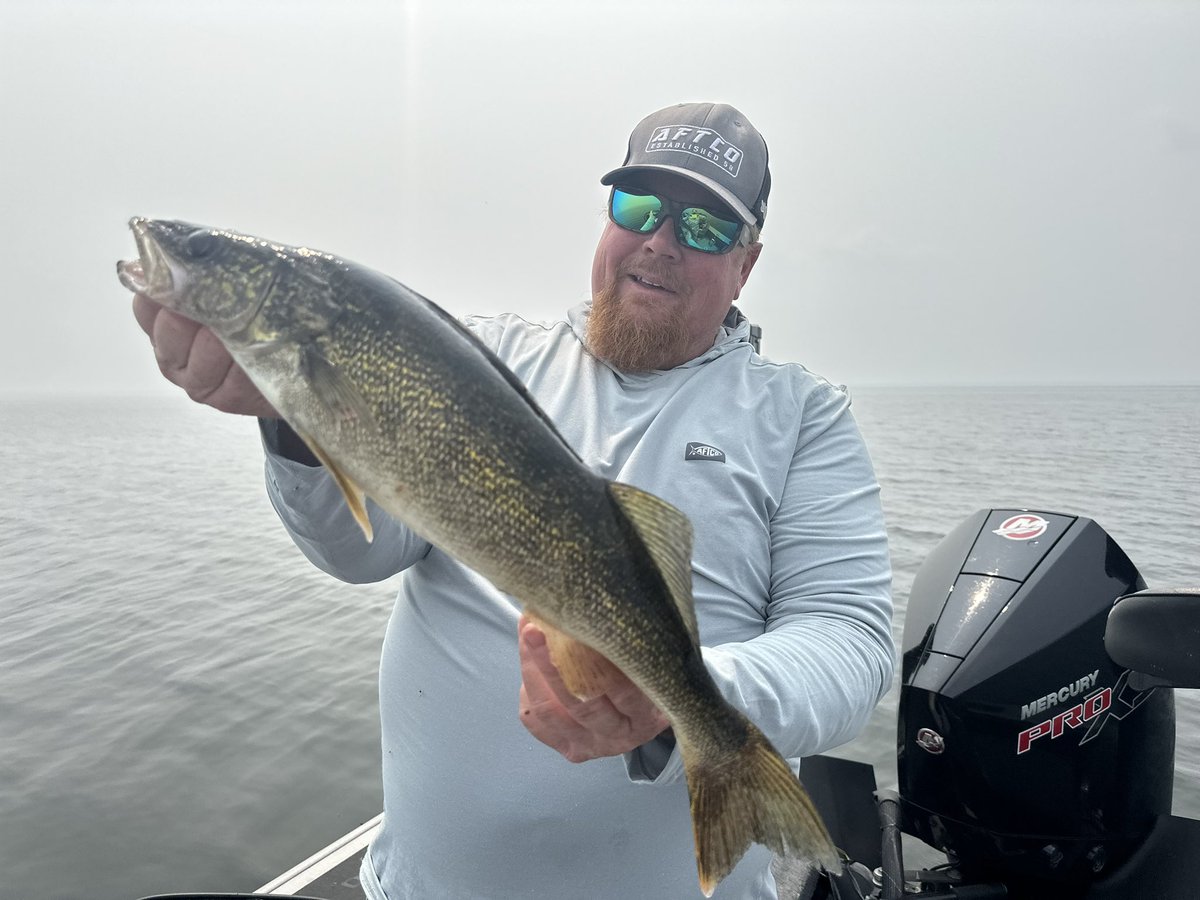 AFTCO’s Air-O Mesh performance shirt keeps me cool when I am fishing for Big Walleye In the heat of Summer @aftcofreshwater #aftco #anyfishanywater, Good Luck Anglers, Bro 🎣🎣🎣 @AftcoFishing