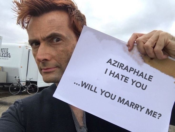 Кто-то:

Кроули: 

Кто-то:

Кроули, почти всегда:

#goodomens #GoodOmens2