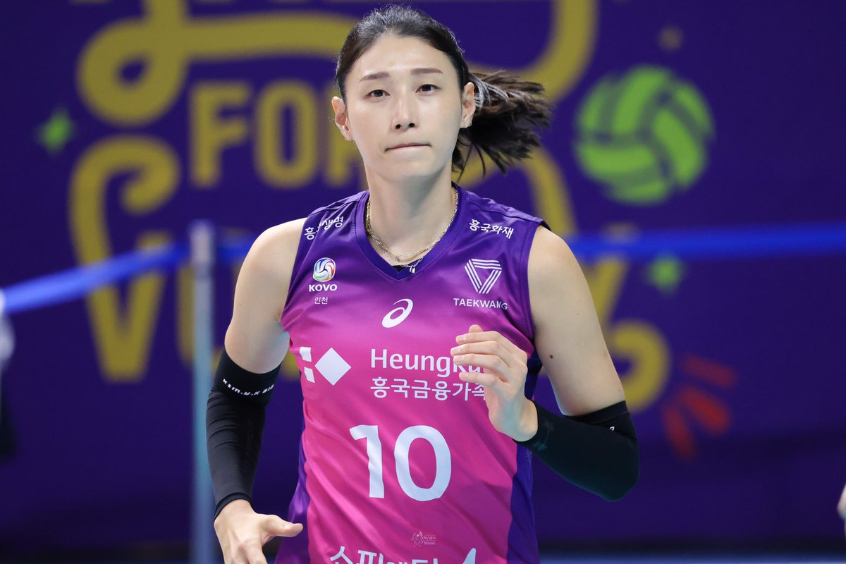 230730 

🏃‍♀️💕

#김연경 #Kimyeonkoung
#金軟景 #キムヨンギョン
<a href="/kimyk10/">김연경 kim yeon koung</a>