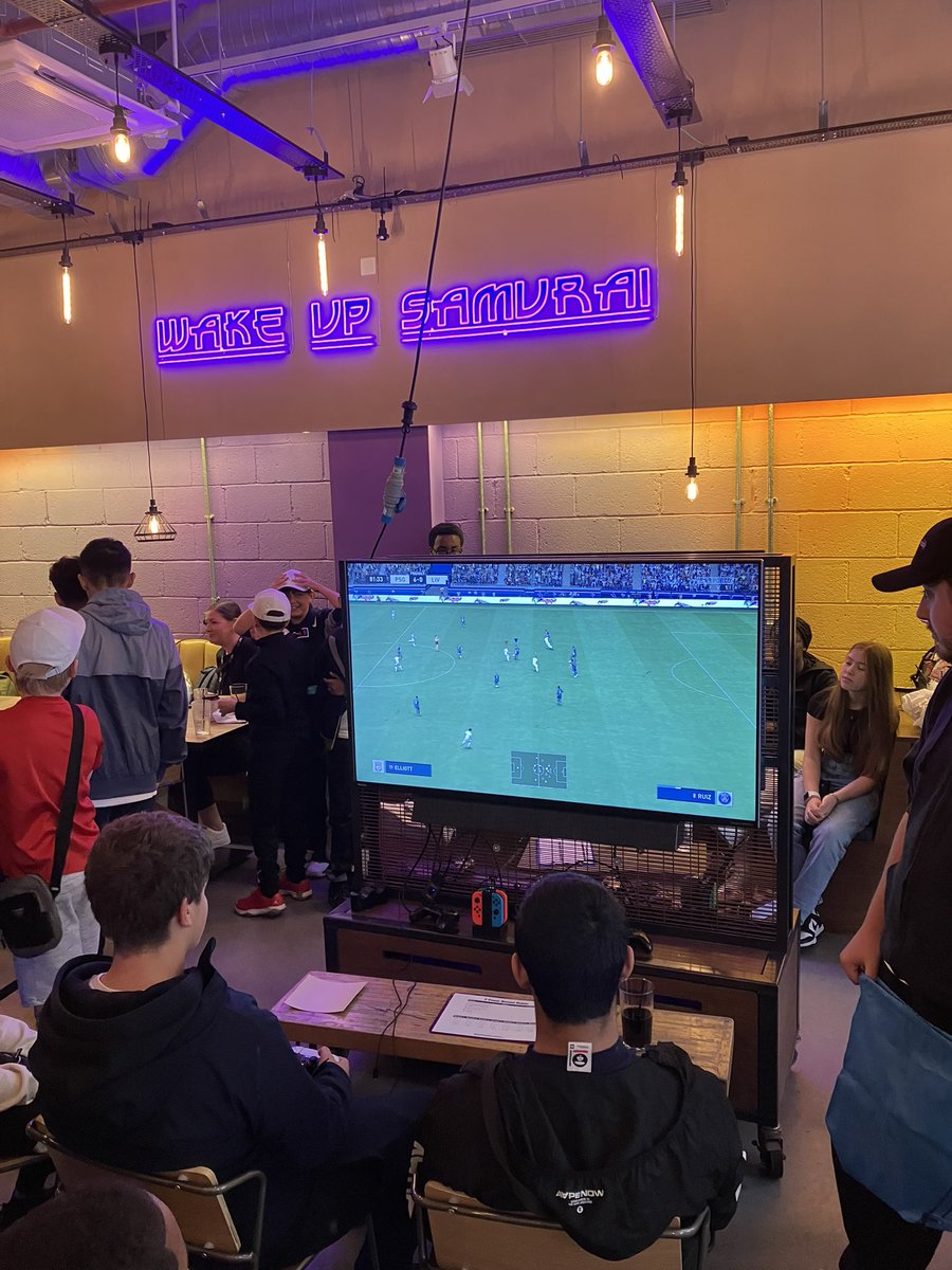 LondonYouth's tweet photo. Hosting our first ever E-Sports FIFA and Mario Kart competitions! 🎮

Thank you @Platform_EXP for having us and to @JPFoundation for making it happen! https://t.co/aMjNOJ4Pvj