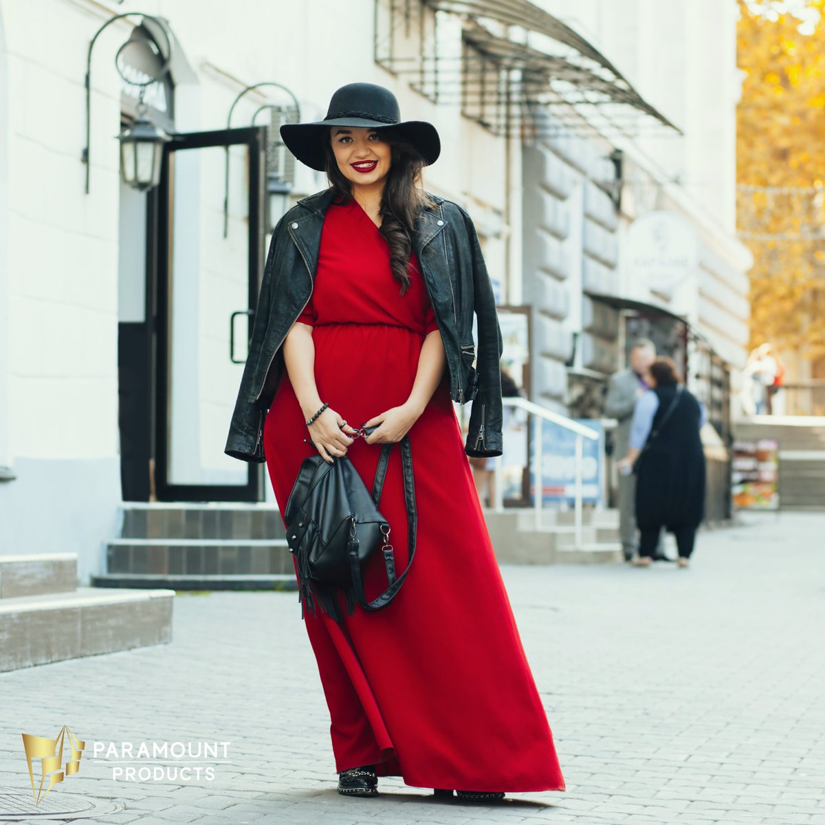 paramountpts's tweet image. Dress to express, not to impress! 💃 Discover a world of fashion possibilities with our versatile and fashionable clothing line. Embrace your unique style and let your outfit speak volumes. #FashionFreedom #StyleYourself #ExpressYourself #FashionInspiration #ClothingEssentials