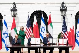 Malbrunot's tweet photo. UAE-Israël: "We postponed Benjamin Netanyahu’s visit to the UAE, and we have to differentiate between our long term commitment to the relationship and dealing with the current Israeli authorities", says an Emirati high official. "We have three red lines" vis-à-vis Israël. https://t.co/AThxWarayT