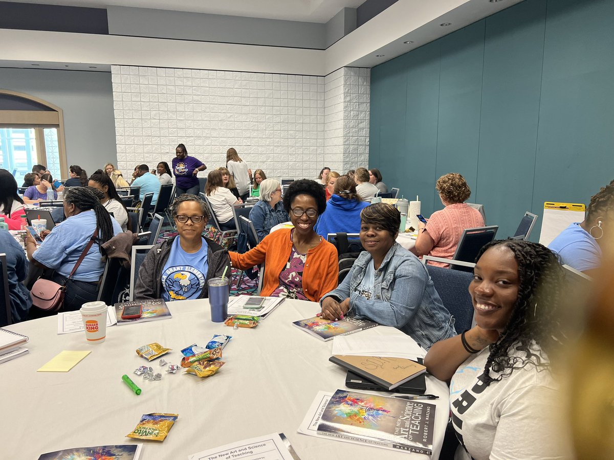 EllaGrantEagles's tweet image. Ella Grant Teachers are ready for MCPSS Learning Launch Day 2! #AimingForExcellence #LearningLaunch