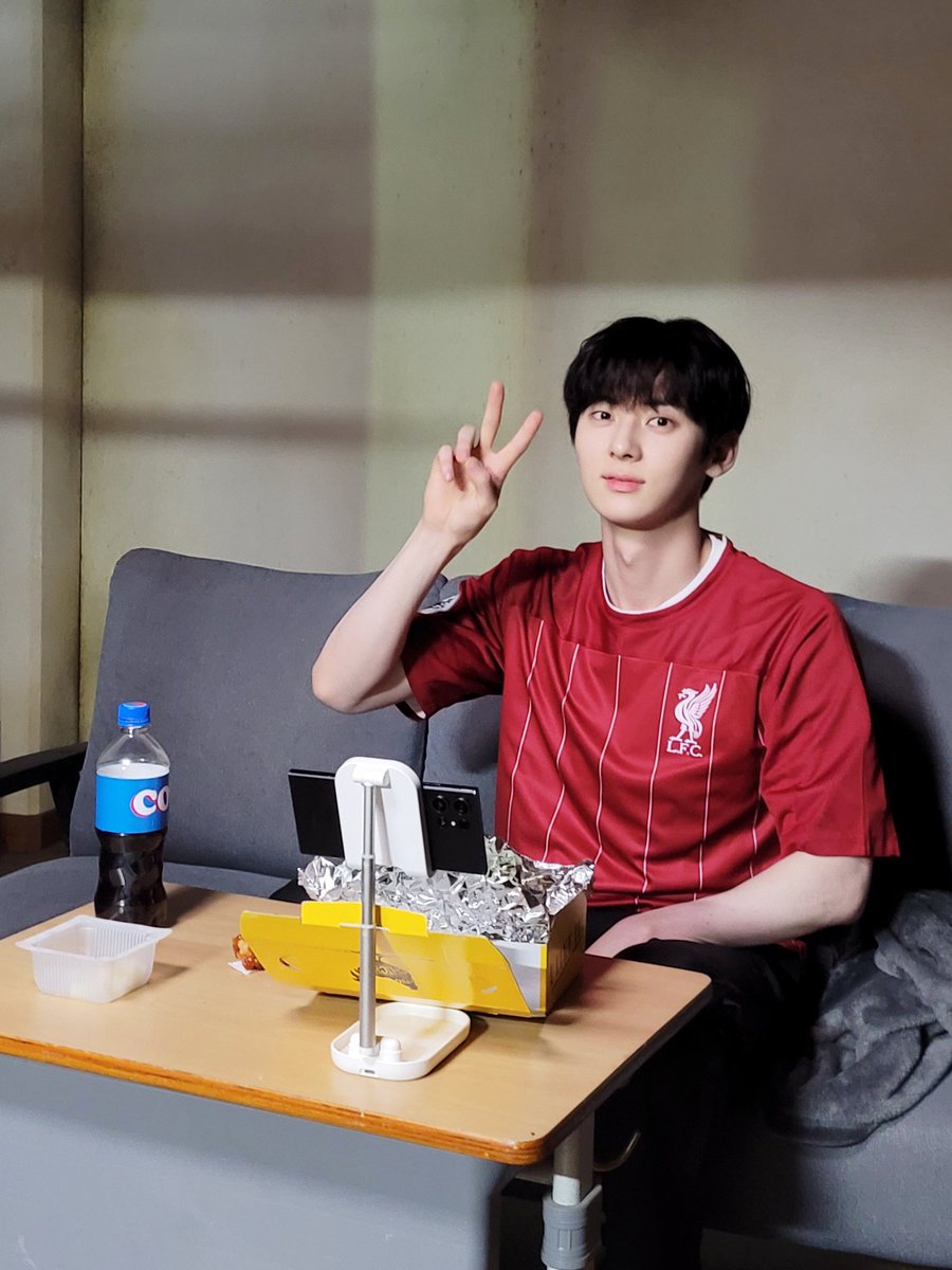 황민현(HWANG MIN HYUN) tweet media