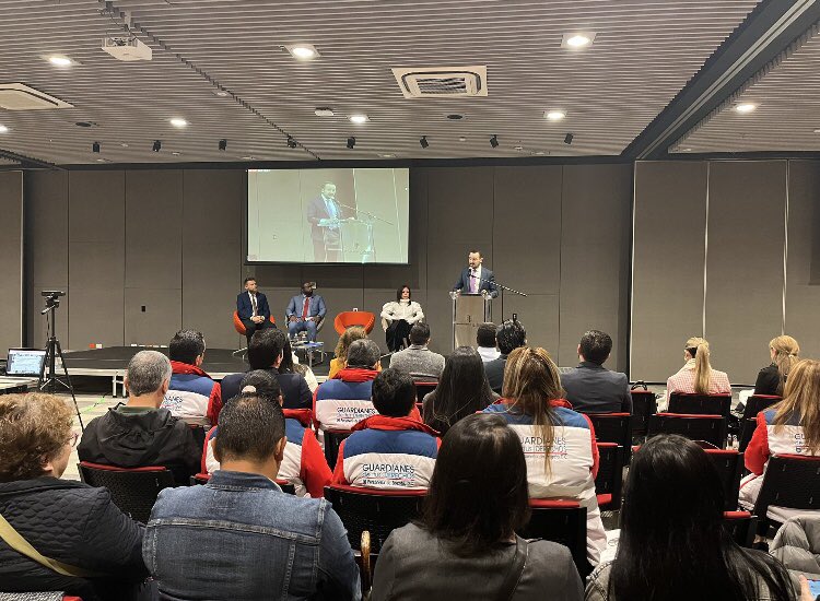 Horizon_SW's tweet photo. I am so grateful to the team at @UCatolicaCo for the invitation to speak to your students in Bogota, Colombia 🇨🇴 #SocialJustice #JusticiaSocial @GenesysWorksNCR https://t.co/FIbatpuKDv