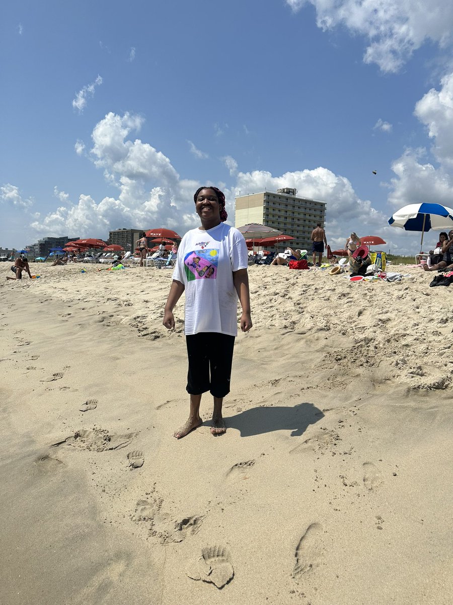 ESCofNJ's tweet photo. Pathways to Adult Living students enjoyed travel training and a trip to Long Branch Beach! 🏖️ #ESCNJ #PALNJ https://t.co/ZUH8PuSQTL