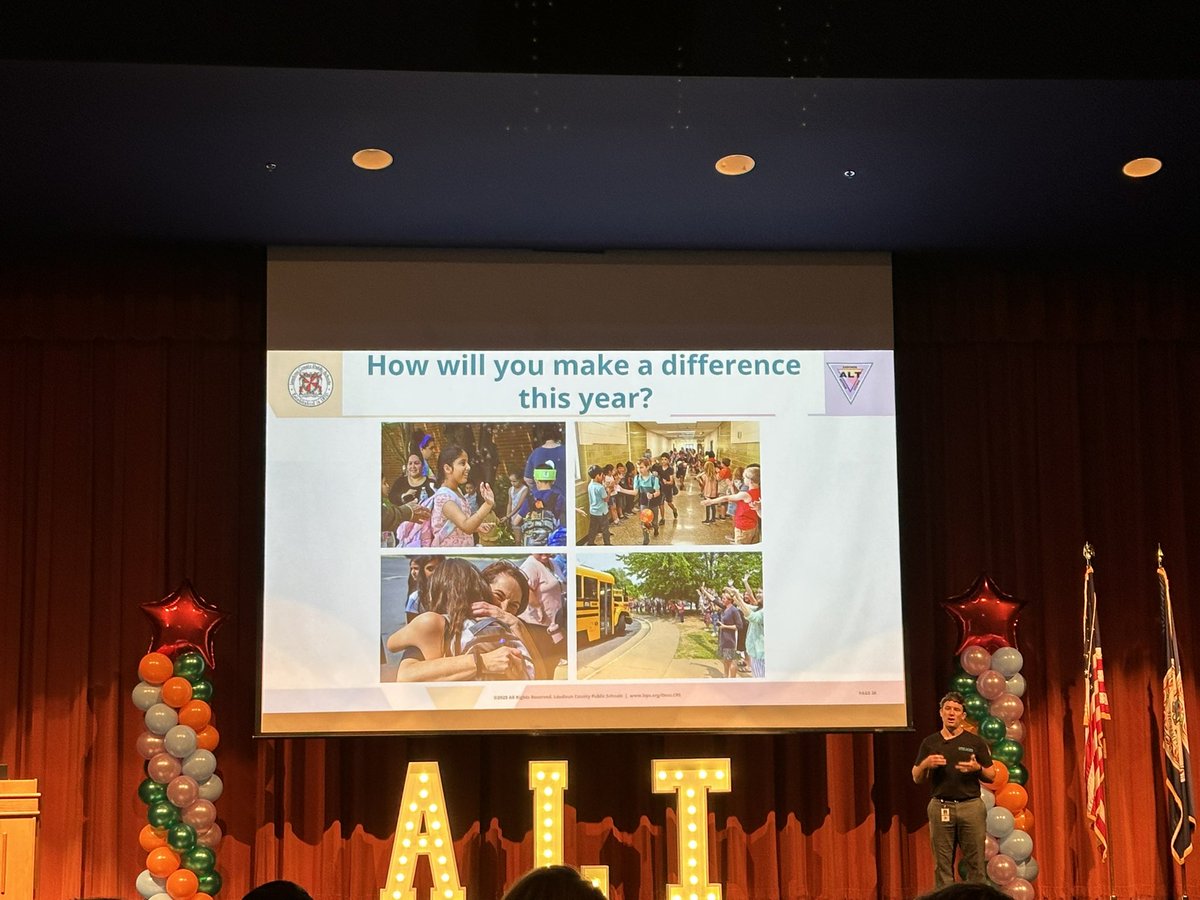 Rdotcarter1's tweet photo. @smith2dw asks @LCPSOfficial leaders “how will you make a difference this year?” #BAN75 https://t.co/kkiTN4Art6