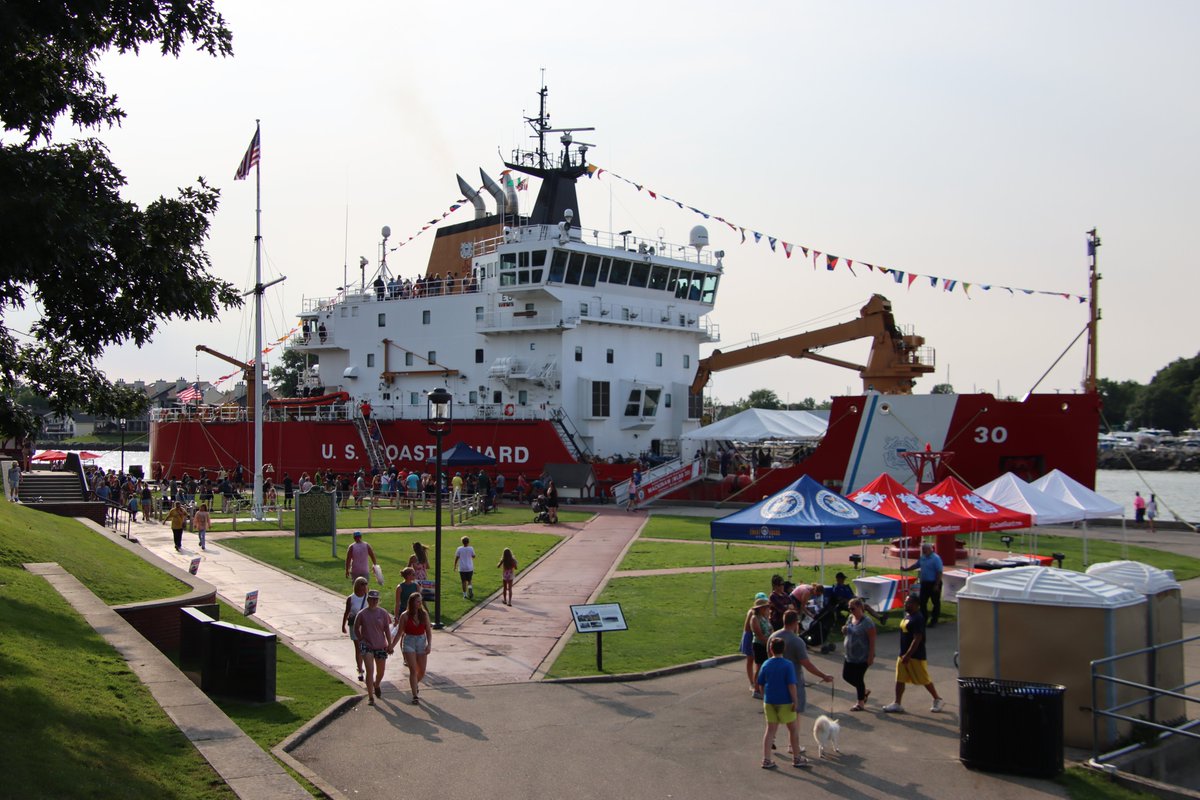 #USCG Coast Guard Festival #GrandHaven ship tours continue today 1P-3P & 6P-8P. #Mackinaw #KatmaiBay #BristolBay #GoCoastGuard #CGFest #GreatLakes #StationGrandHaven