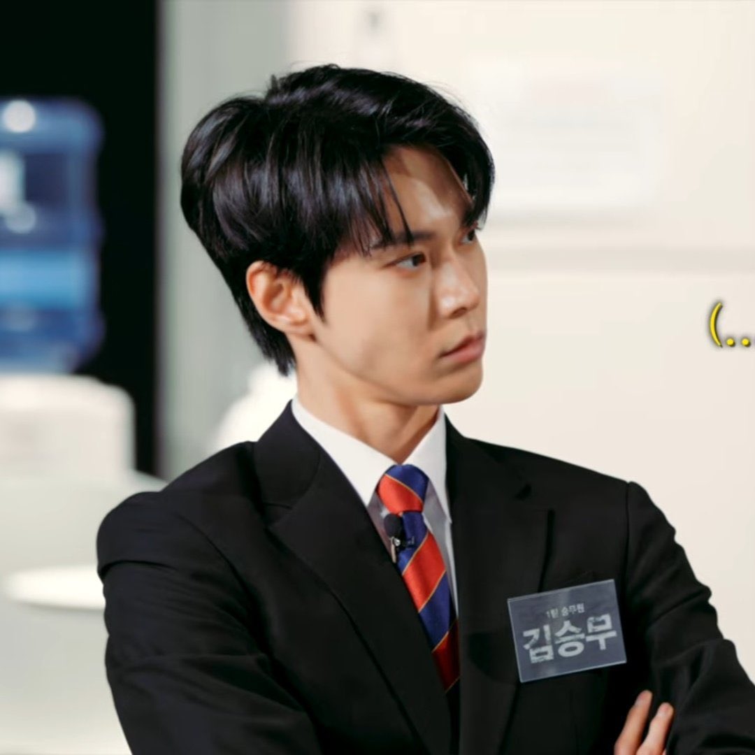 y_pple's tweet photo. 김승무 김기자 이런거 많이 해주면 안되니
나는 이 미끈하니 잘빠진 남자의 예민함을 사랑해요

예전에 중견기업쯤 되는 집안에 장가가고 은근 무시당하는 김아나 사위 플로우 돌았었을때도 개 재밌었는데... https://t.co/IUhjAIR7Fe