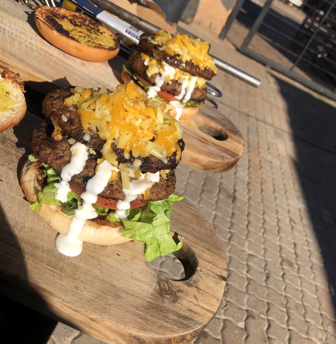 KGashley's tweet photo. Mamelodi East 🍔 😋❤️✨ https://t.co/jRYqo2oXh4