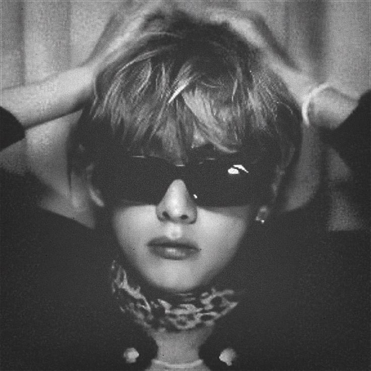 พี่เอียน                                                        วาร์บี้