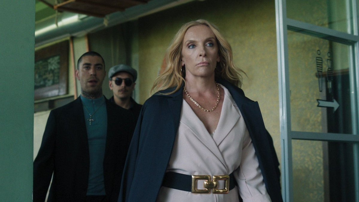 fasdecinemabr's tweet photo. Toni Colette está indestrutível em 2023.
#ThePower
#RubyMarinho - Monstro Adolescente
#MafiaMamma
GUERRA ENTRE HERDEIROS (em cartaz nos cinemas) https://t.co/h3BSi5ZRJ1