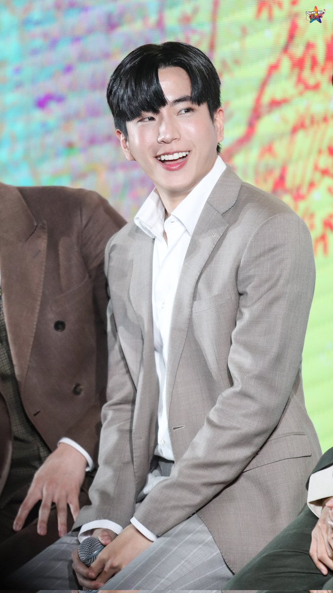 DearAllStars's tweet photo. ยิ้มหวานๆ ส่งตรงจากนนกุล 💓

@cnonkul 

#นนกุล
#nonkul
#PressConหอมกลิ่น 
#หอมกลิ่นความรัก
#IFeelYouLingerInTheAir https://t.co/Rxogy3Yrwz