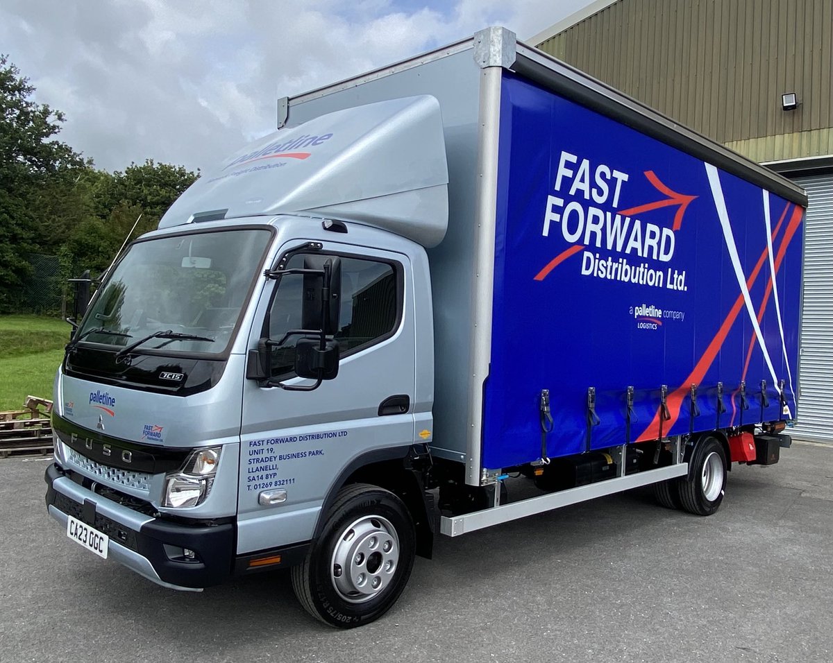 #Fast Forward Distribution #Palletline#Fuso Canter#Euro Commercials- Big thanks to Fast Forward for the new Fuso Canter order delivered this afternoon-Your Business is very much appreciated 👍🤓