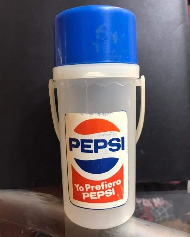 juanpaguatemala's tweet photo. Producto promocional de nuestra época de #chavitos - Pachón sonico Pepsi 1987
#yaestamosviernes #chavorrucos #chavorrucosteam #cuandoeramoschavitos #nostalgia https://t.co/ojtZbLzsF0