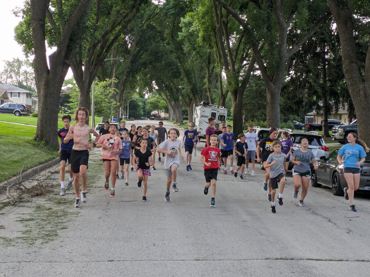 Hale Cross Country tweet media