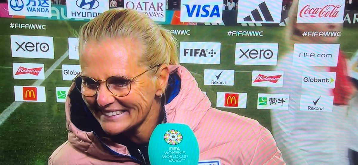 DarkDevilishly's tweet photo. Gets it right again! 
#LionessesDownUnder #WWC23 #ENG https://t.co/FGiphbyDNX
