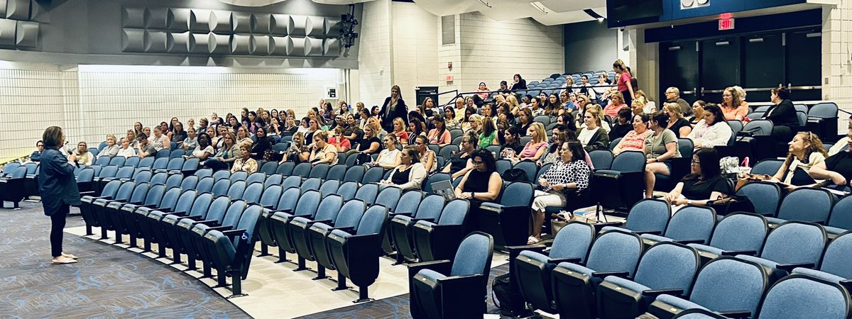 emilykafle's tweet photo. Excited to be with this great group of elementary teachers to hear from national consultant and speaker @mcnairan3 on “Designing for Depth.” 

@collierschools 
@CCPS_Curriculum https://t.co/K5B2KJaORo