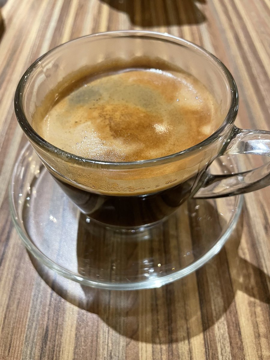 कफीको चुस्की पनि साह्रै मिठो छ भन्या 😝