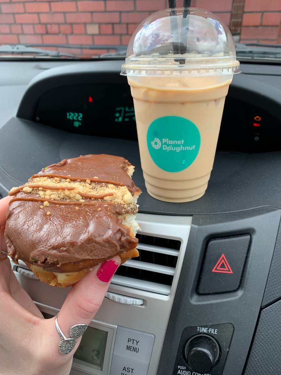 Remember to look after your own wellbeing! 

After dropping off #Kooth resources at local services around #Halton earlier today I took a much needed break to have a donut and iced coffee as a treat🍩☕️

If you'd like any Kooth resources DM me.  
#wellbeing #LittleThingsMatter