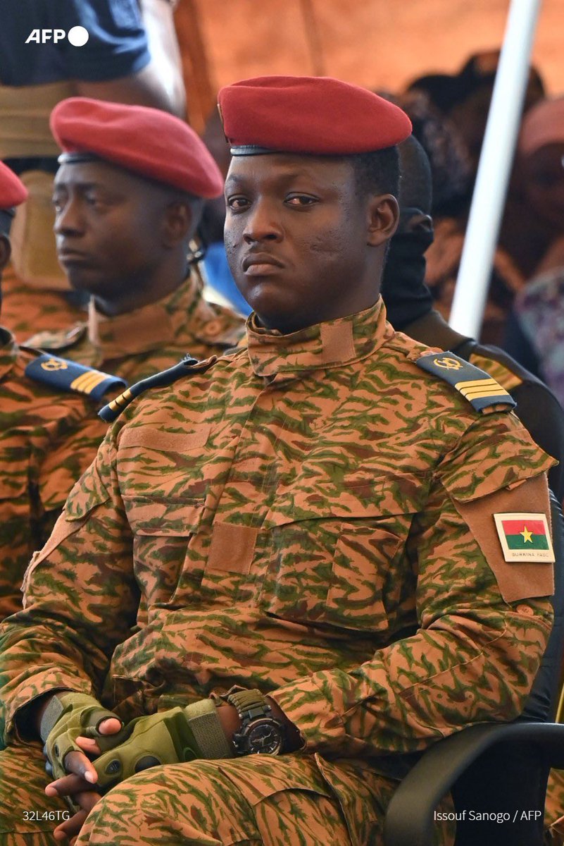 Global_Folder's tweet photo. At 35 years old, Ibrahim Traoré, President of Burkina Faso has already:  

EXPELLED French troops from Burkina Faso. 

BANNED Uranium and Gold exports to France and the United States of America

ALLIED with neighboring Niger, Guinea and Mali to defend their region from invaders. https://t.co/arBxZ7dDAa