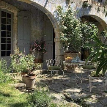 artindetaiIs's tweet photo. unforgettable summers. https://t.co/gDWsCxuPrD