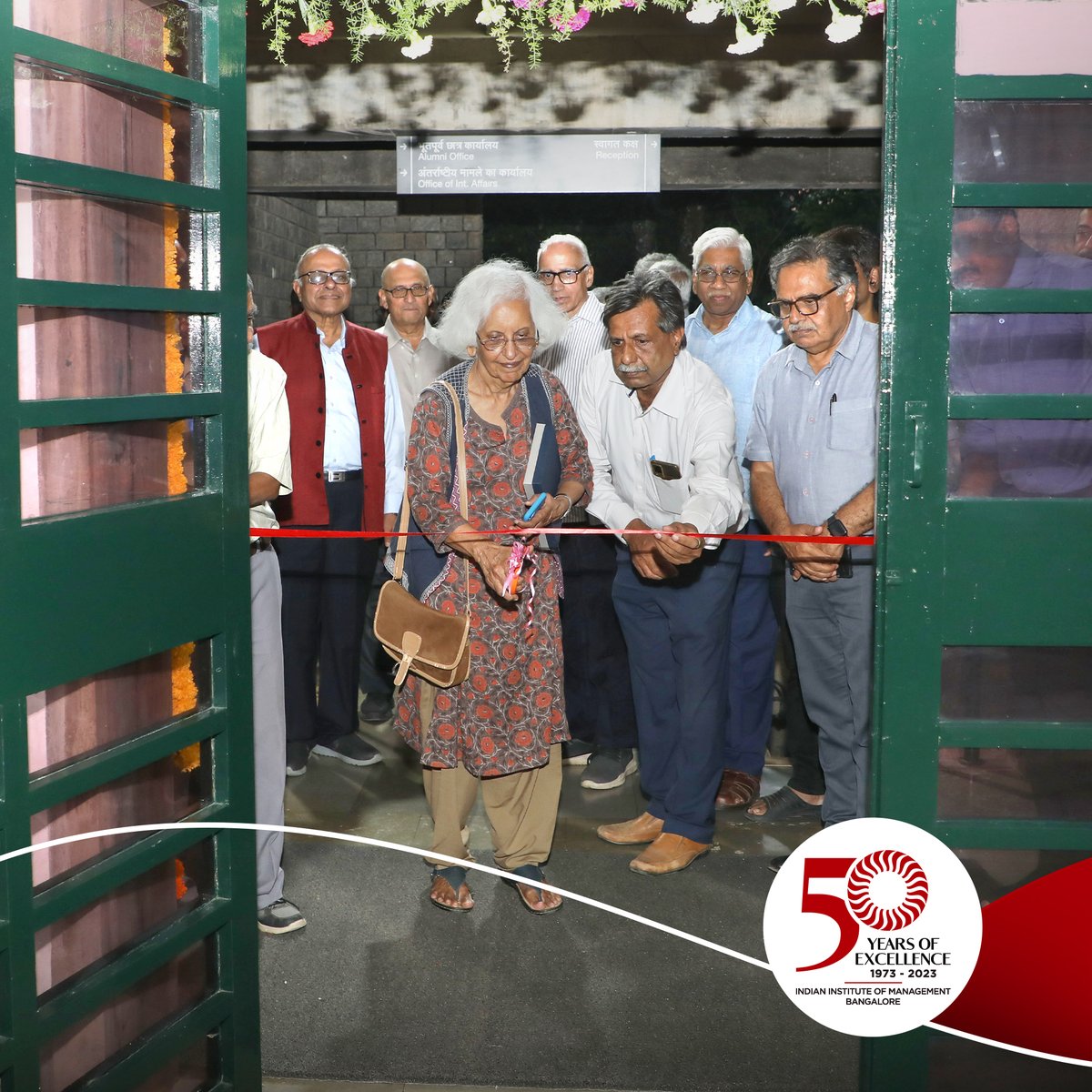 iimb_50's tweet photo. IIM Bangalore celebrates the spirit of inquiry and discourse with a special Guru Purnima event, honouring the esteemed Prof. C Manohar Reddy.
#IIMB #GuruPurnima #GoldenJubilee #IIMBangalore #IIMB #FabulousFifty #50yearsofIIMB https://t.co/XIZCfiUDWB