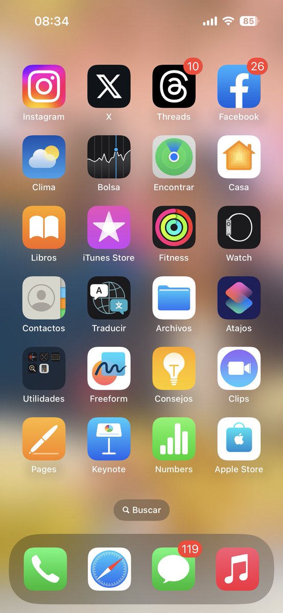 iDavidOliveros's tweet photo. En un momento pensé que tenía una aplicación de nopor en mi celular 😂 https://t.co/3p0dqoIJ82